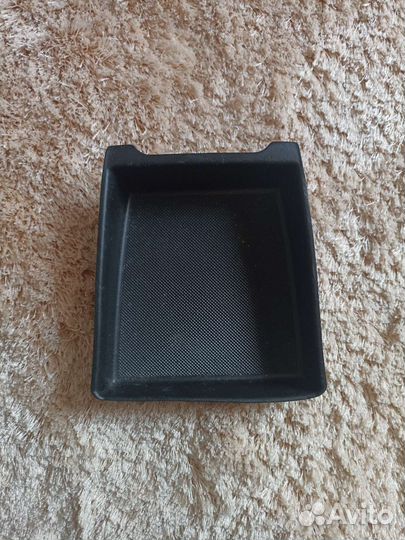 Вставка лоток в подлокотник ford focus 3 оригинал