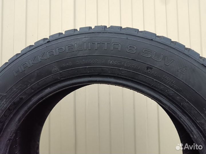 Nokian Tyres Hakkapeliitta 8 215/60 R17 95H