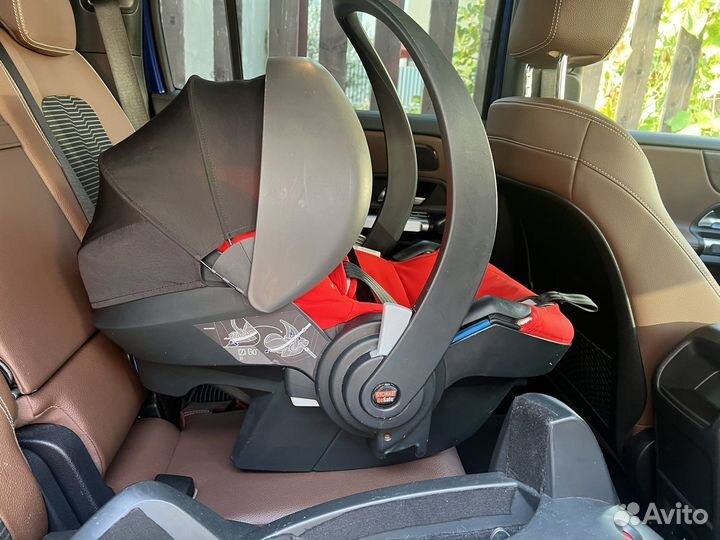 Автолюлька с базой isofix Stokke BeSafe