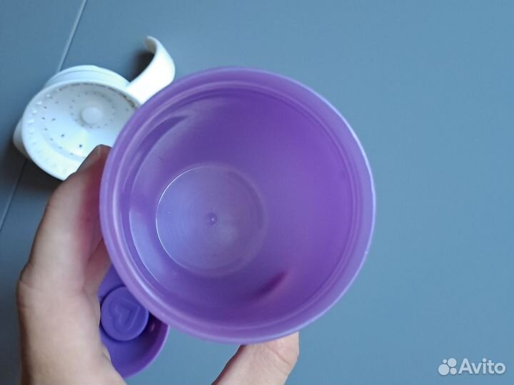 Поильник непроливайка Munchkin с ручками 207 мл