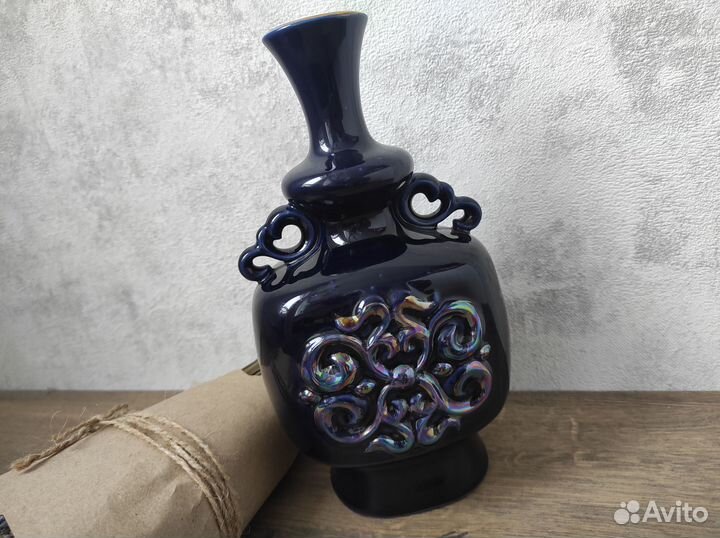 Винтажная ваза для цветов. Кобальт