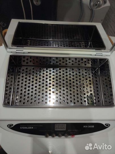Стерилизатор для маникюрных инструментов