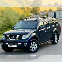 Nissan Navara 2.5 AT, 2006, 227 330 км, с пробегом, цена 890 000 руб.