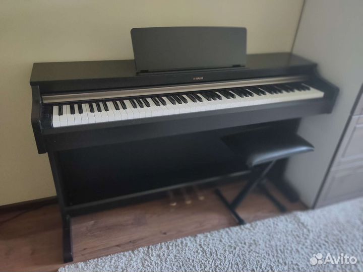 Цифровое пианино yamaha YDP-162R
