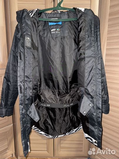 Горнолыжная куртка женская 44 46