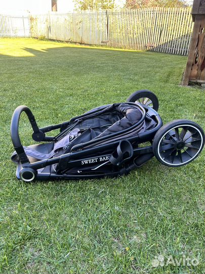 Прогулочная коляска всесезонная