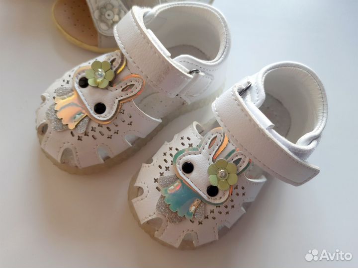Сандали для девочки