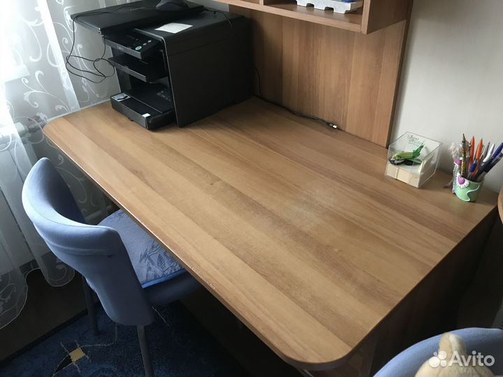 Письменный стол