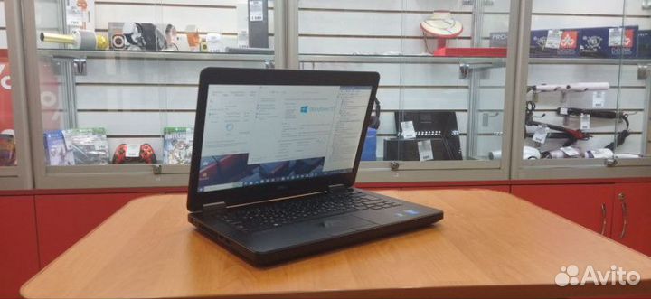 Ноутбук Dell E5440