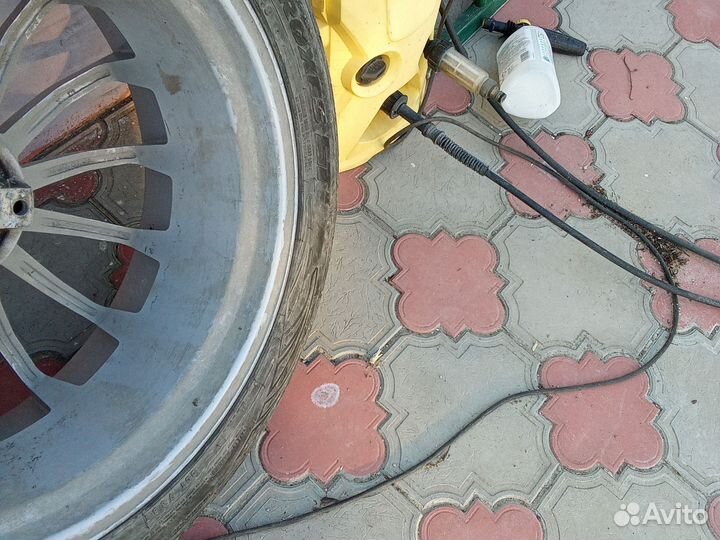 Летние колеса R22 286/40