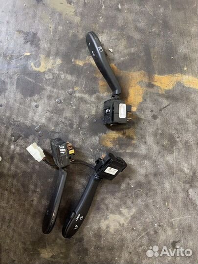 Подрулевой переключатель лада приора
