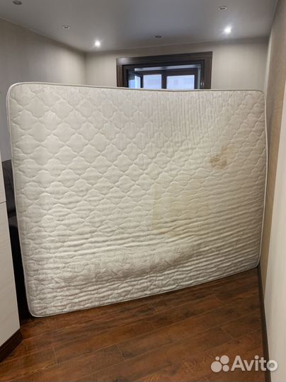 Матрас 160х200 бу
