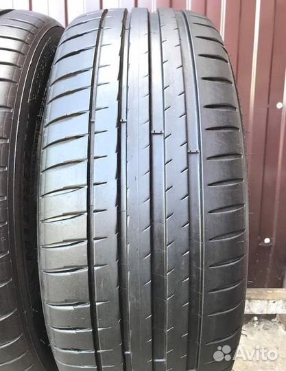 Michelin Pilot Sport 4 225/45 R19