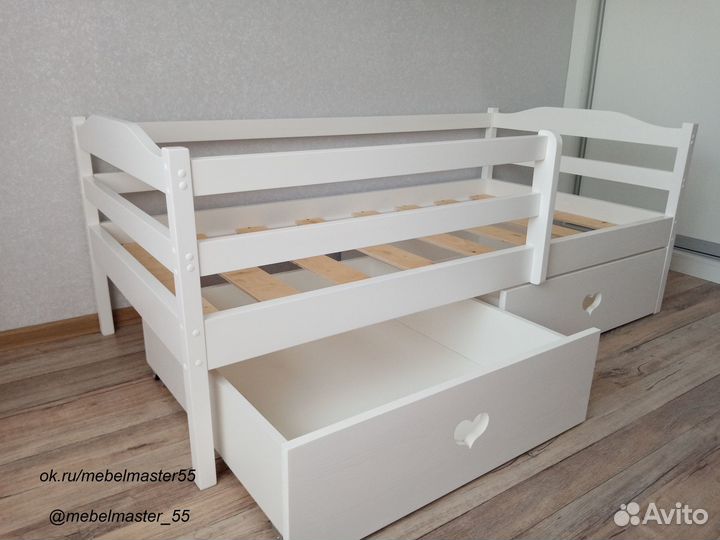 Детская кроватка для деток 