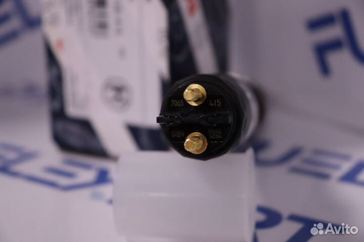 Форсунка топливная 0445120415