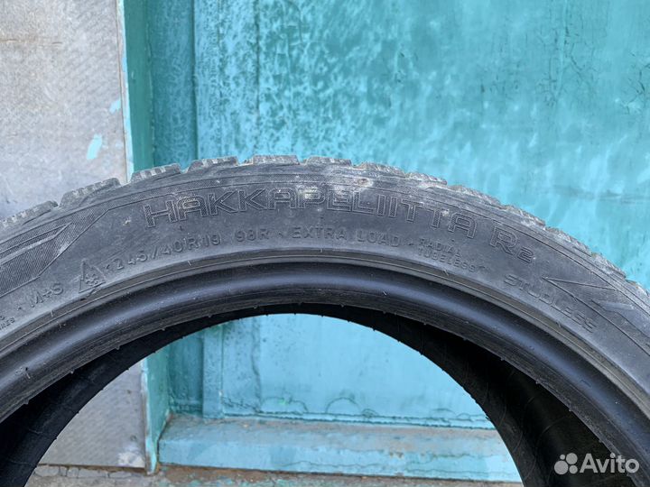 Nokian Tyres Hakkapeliitta R2 245/40 R19