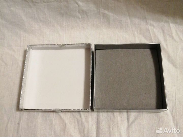 Коробка подарочная новая (цена за 3 шт)