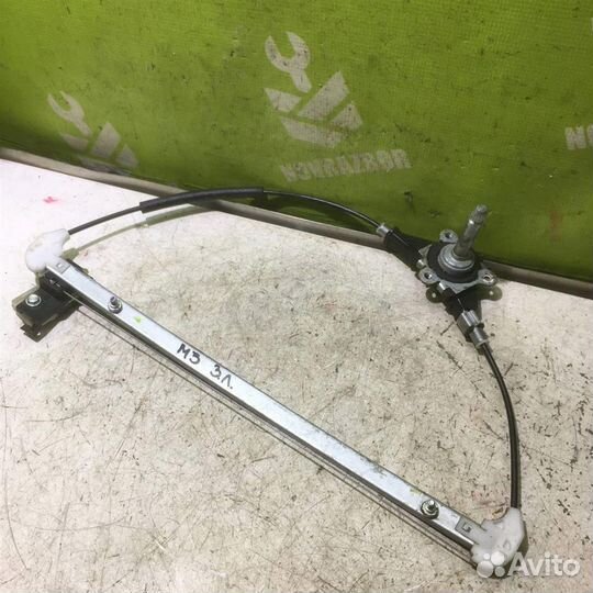 Стеклоподъемник механ. задний левый Мазда Мазда