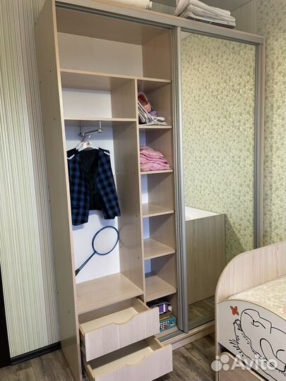 Платенной шкаф