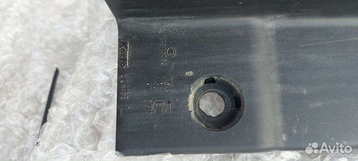 Левый фонарь lend cruiser 200 рест