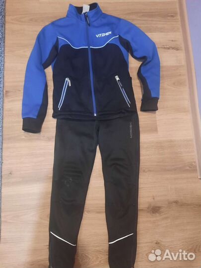 Разминочный костюм