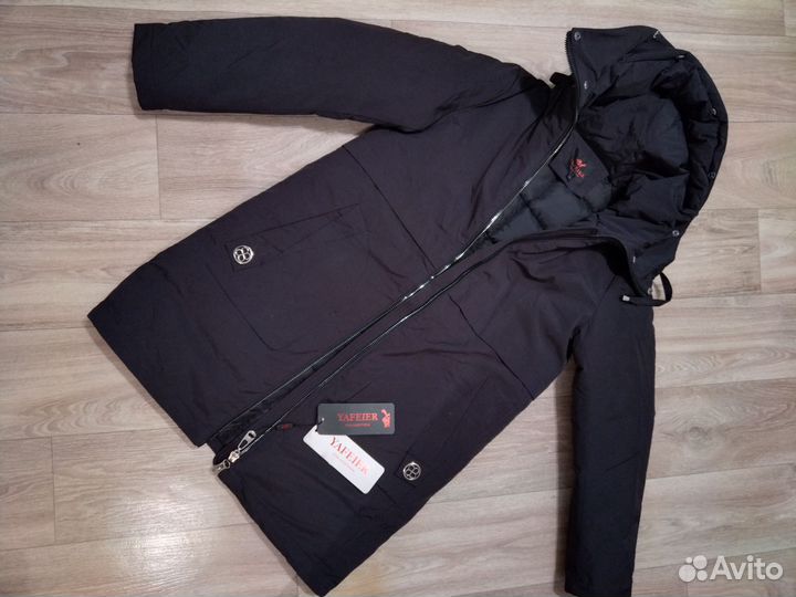 Куртка зимняя женская 46 новая