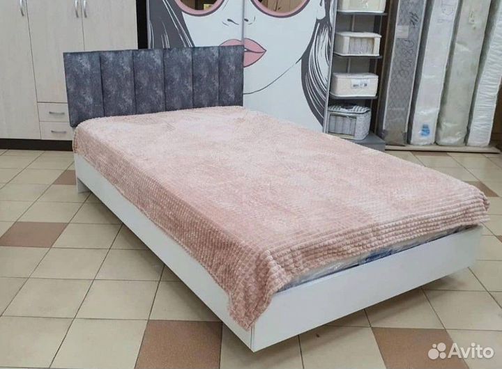Кровать 