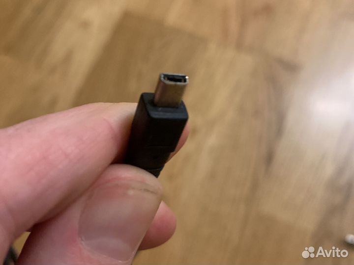 Разные провода и наушники