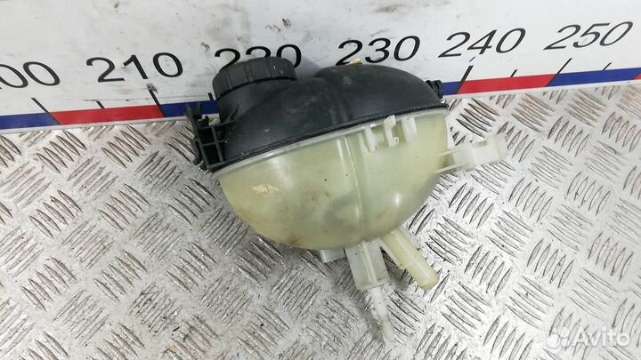 Бачок расширительный Mercedes-Benz C-Класс