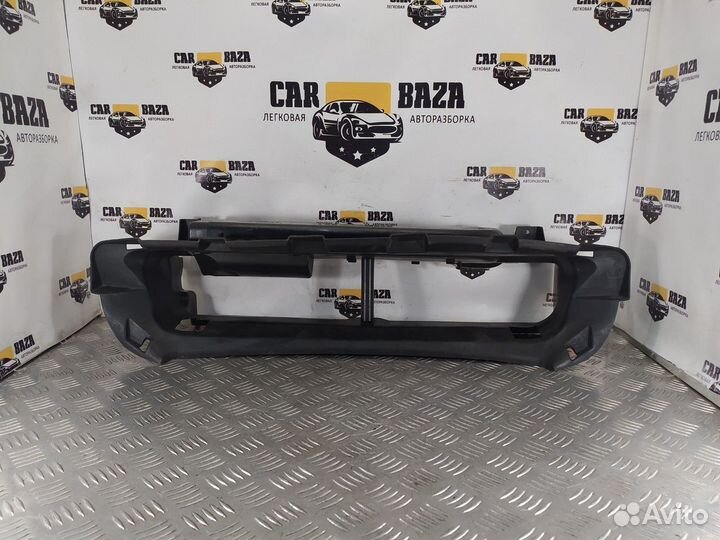 Диффузор вентилятора Volvo C30