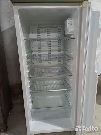 Холодильник бу Саратов 549
