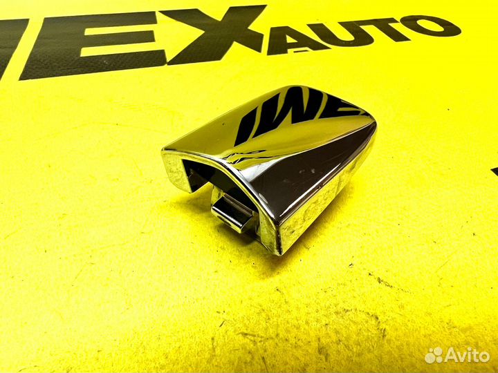 Ответная часть ручки двери правой Nissan Teana J32