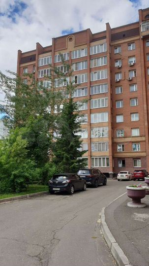 3-к. квартира, 128 м², 8/10 эт.