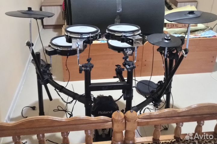 Roland Электронная ударная установка