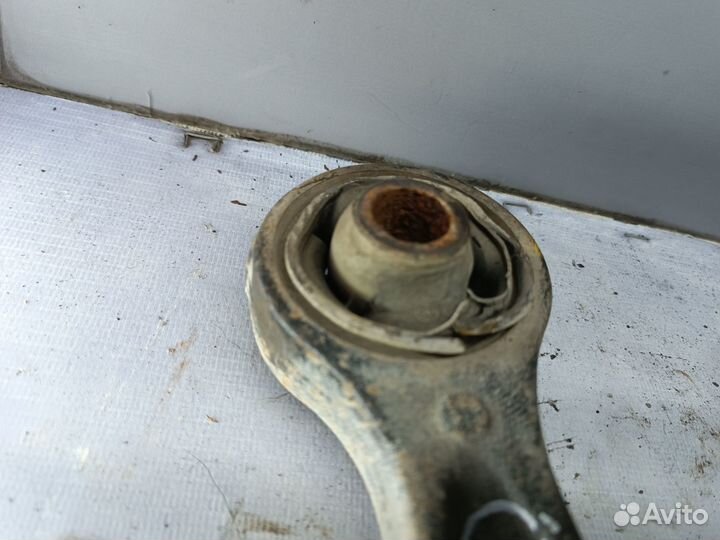 Рычаг подвески Volkswagen Sharan