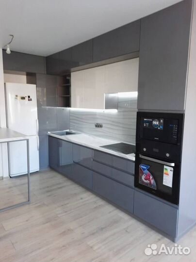 Кухонный гарнитур угловой