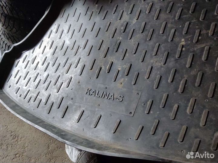 Коврик в багажник