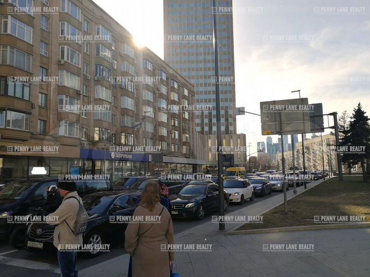 Продам торговое помещение, 268 м²