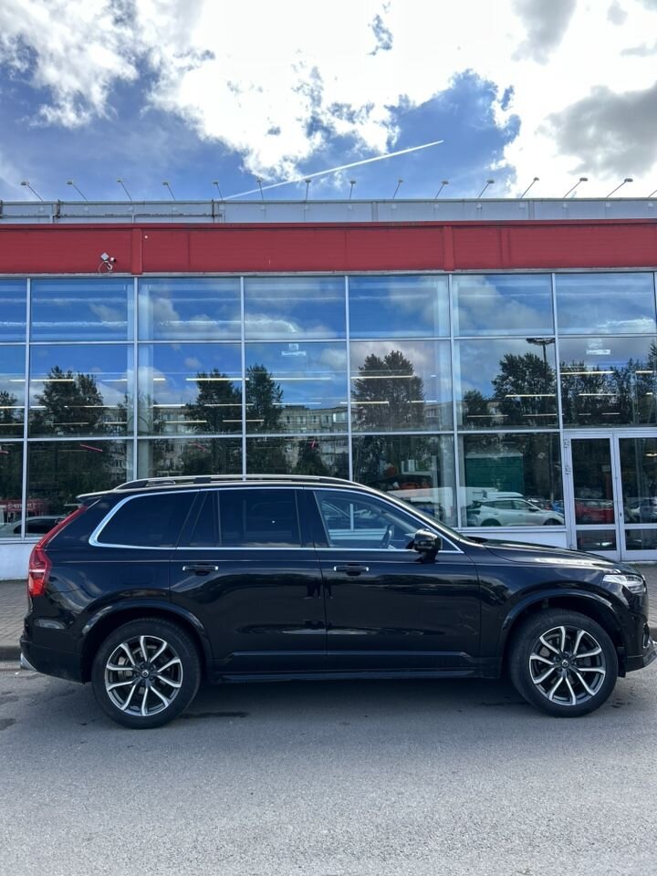 Volvo XC90: фото владельца