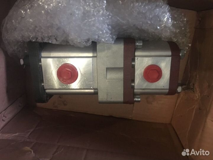 Мотор гидротрансформатора New Holland D255, D350