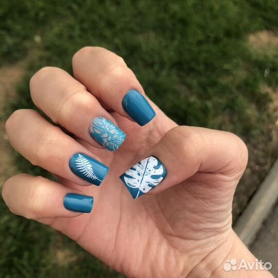 Маникюр и педикюр