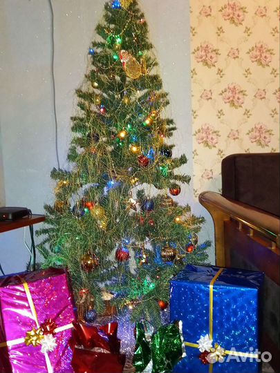 Елка искусственная