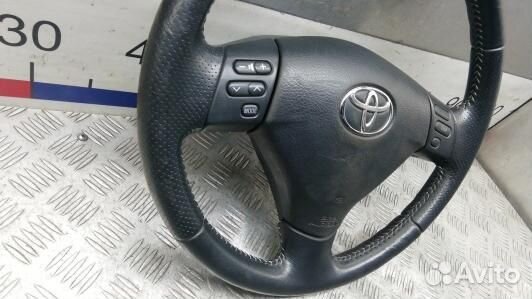 Рулевое колесо toyota corolla verso 2 (HBR15JZ01)