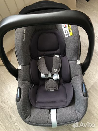 Автолюлька(автокресло) Maxi-Cosi CabrioFix i-Size