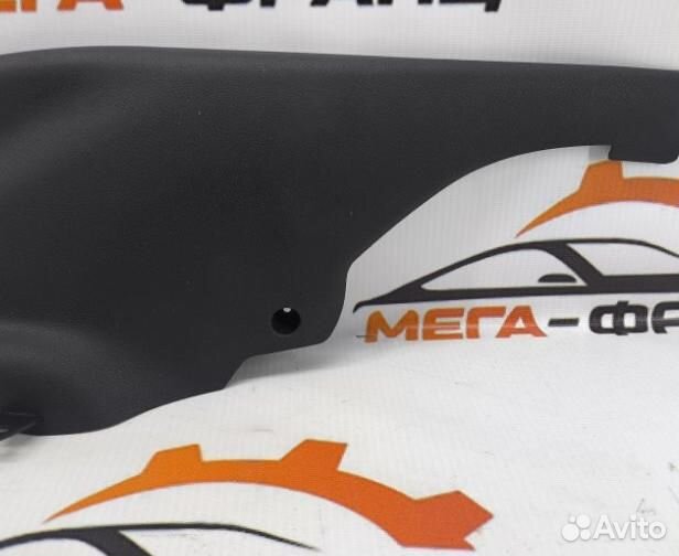 Накладка центральной консоли правая Peugeot 308