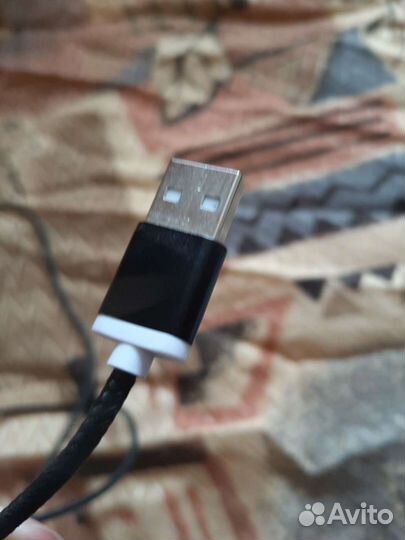 Кабель для iPhone