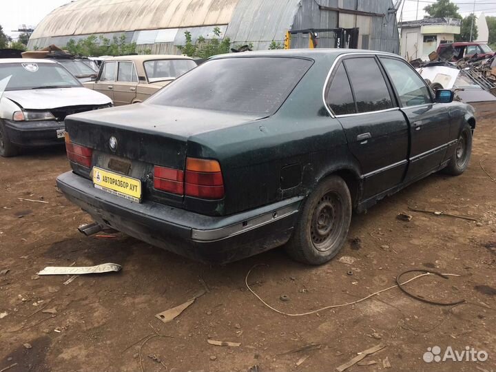 Впускной коллектор bmw E 34 520I M 50