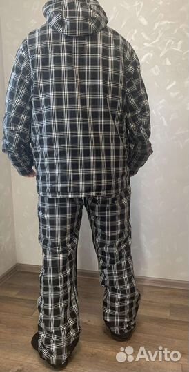 Сноубордический костюм мужской