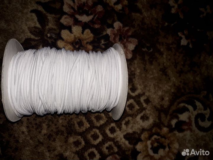 Шляпная резинка белая 4 мм