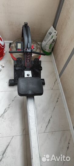 Гребной тренажер водный